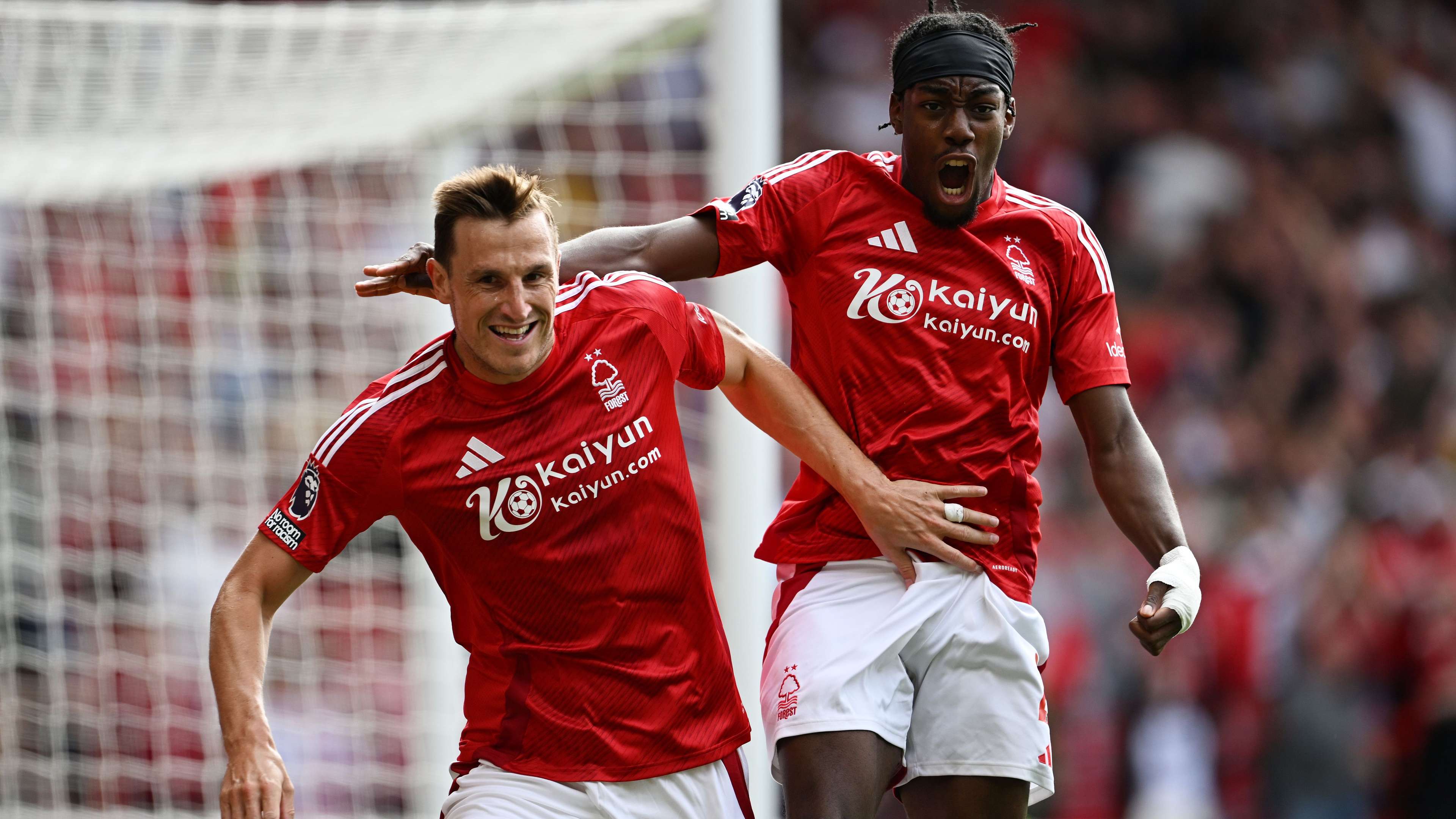 并在国际足 并在国际足